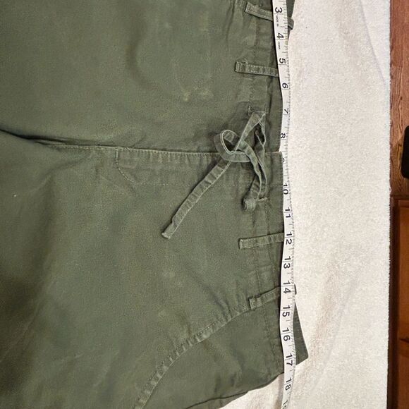 Lee Women's Green Shorts size 14 - Picture 5 of 7